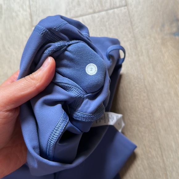 wunder train hr tight 25" water drop size 2 lululemon nwt - Picture 5 of 13